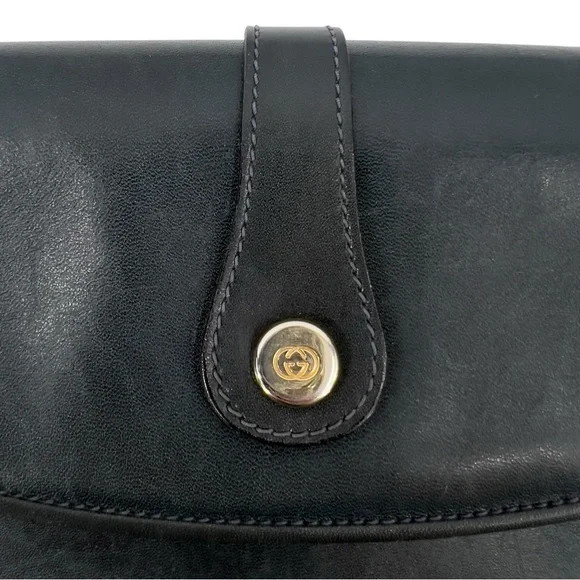 GUCCI Authenticated Vintage Black Interlocking G Leather Crossbody Bag - Picture 8 of 16